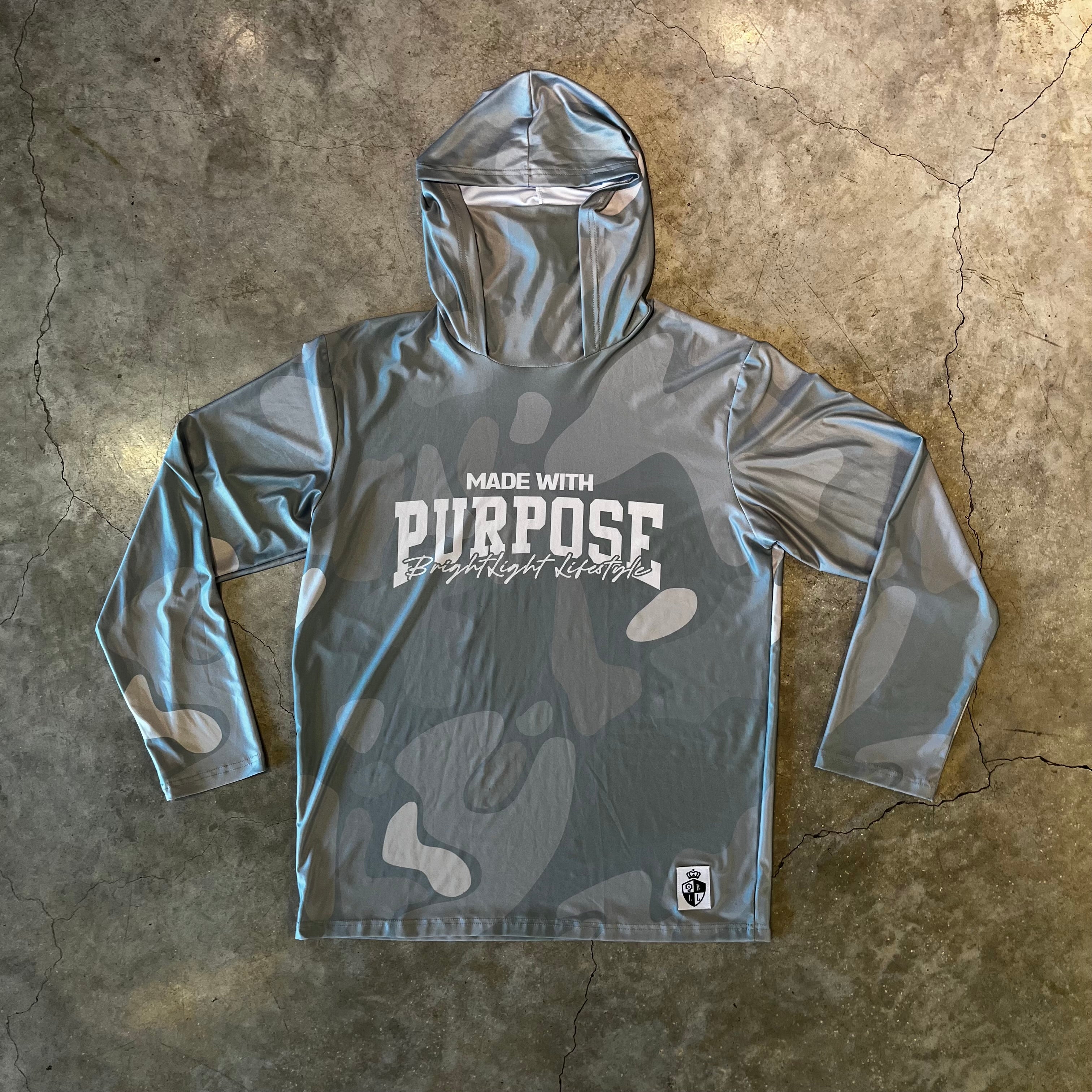 “Made with Purpose” – Manga larga con hoodie y mascara